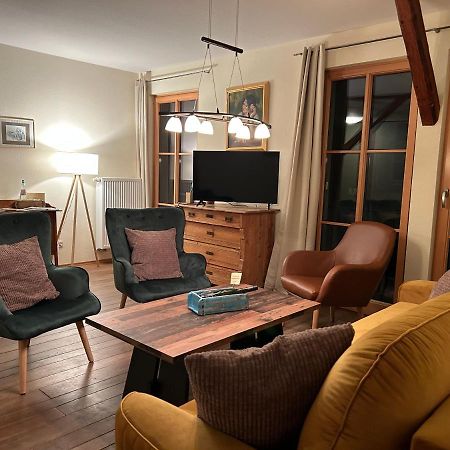 Ferienhaus Ausonius Ноймаґен-Дрон Екстер'єр фото